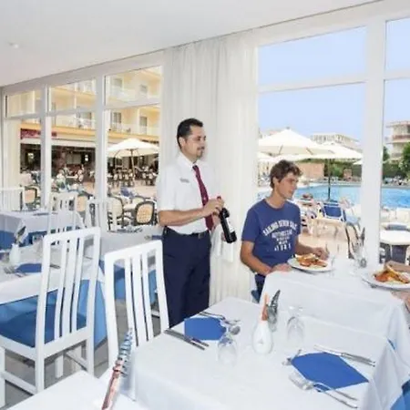 Alua Leo Hotell