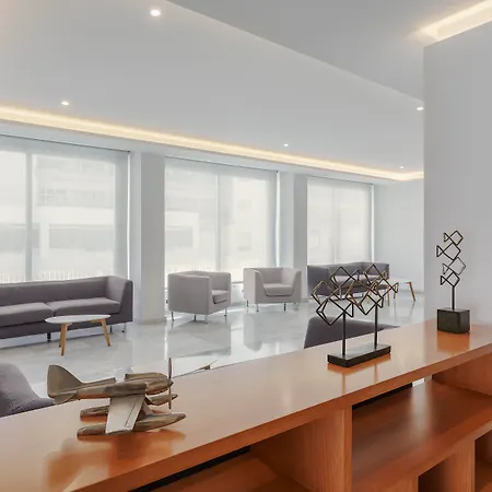 Alua Leo Hotel 4*