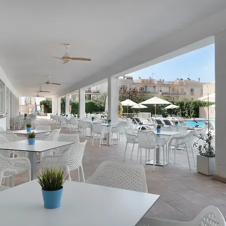 Alua Leo Hotel